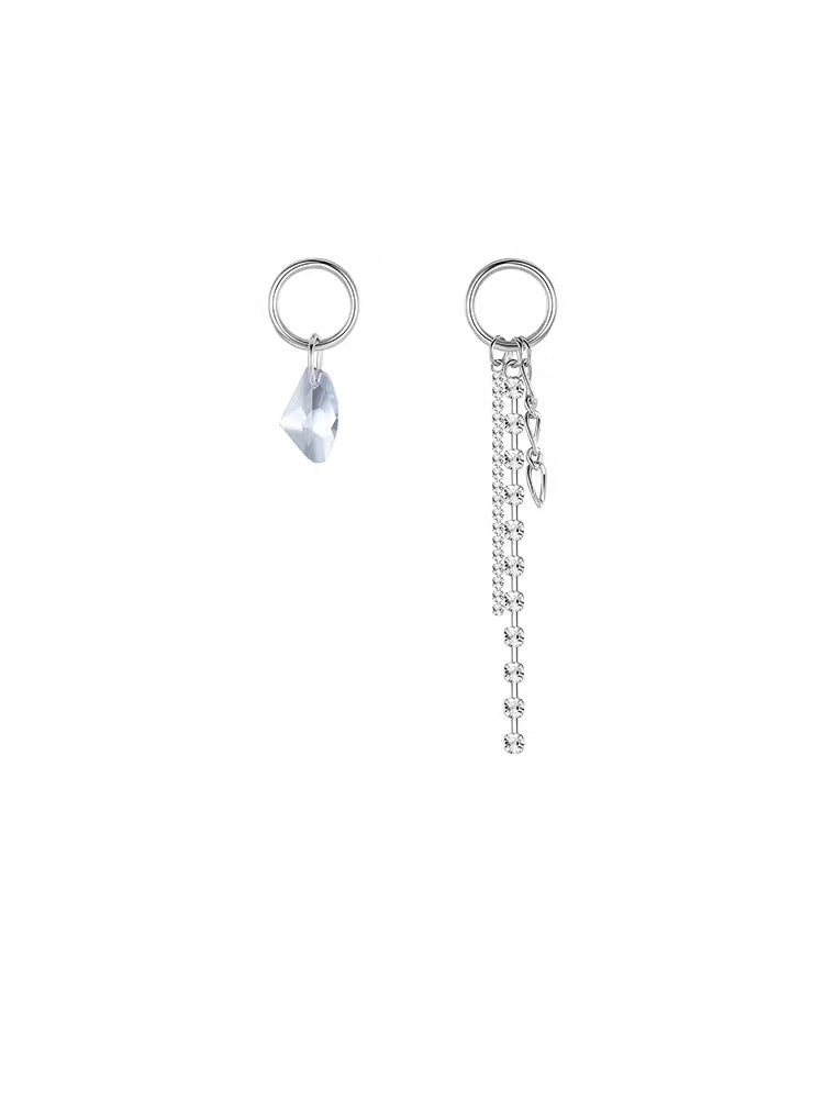 Im Different_Crystal Earring