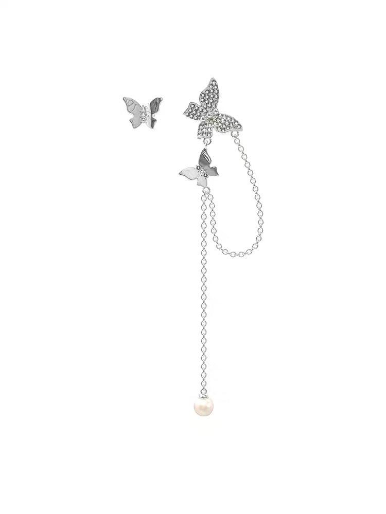 Im Different_Butterfly Earring